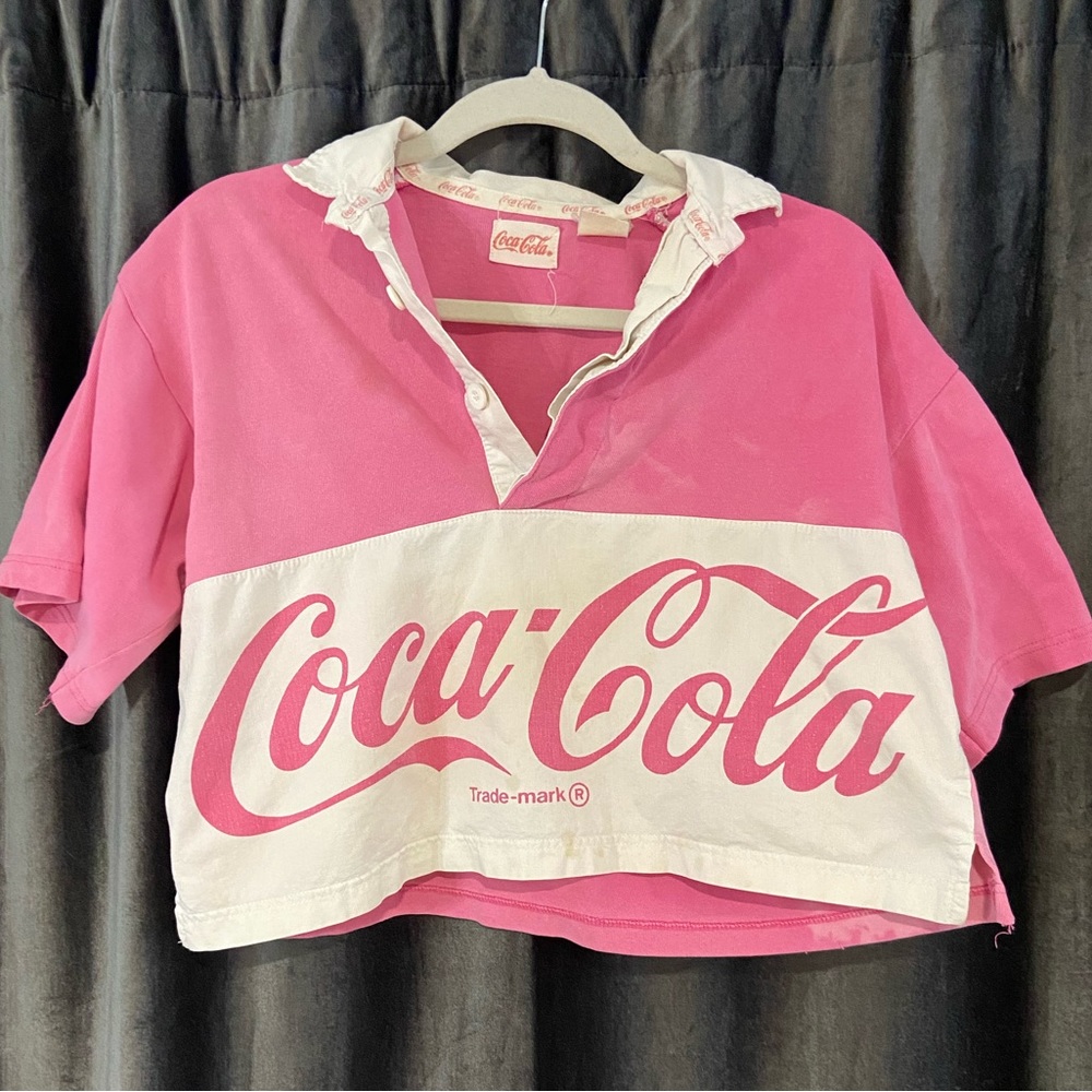 Vintage pink cropped Coca Cola brand tee